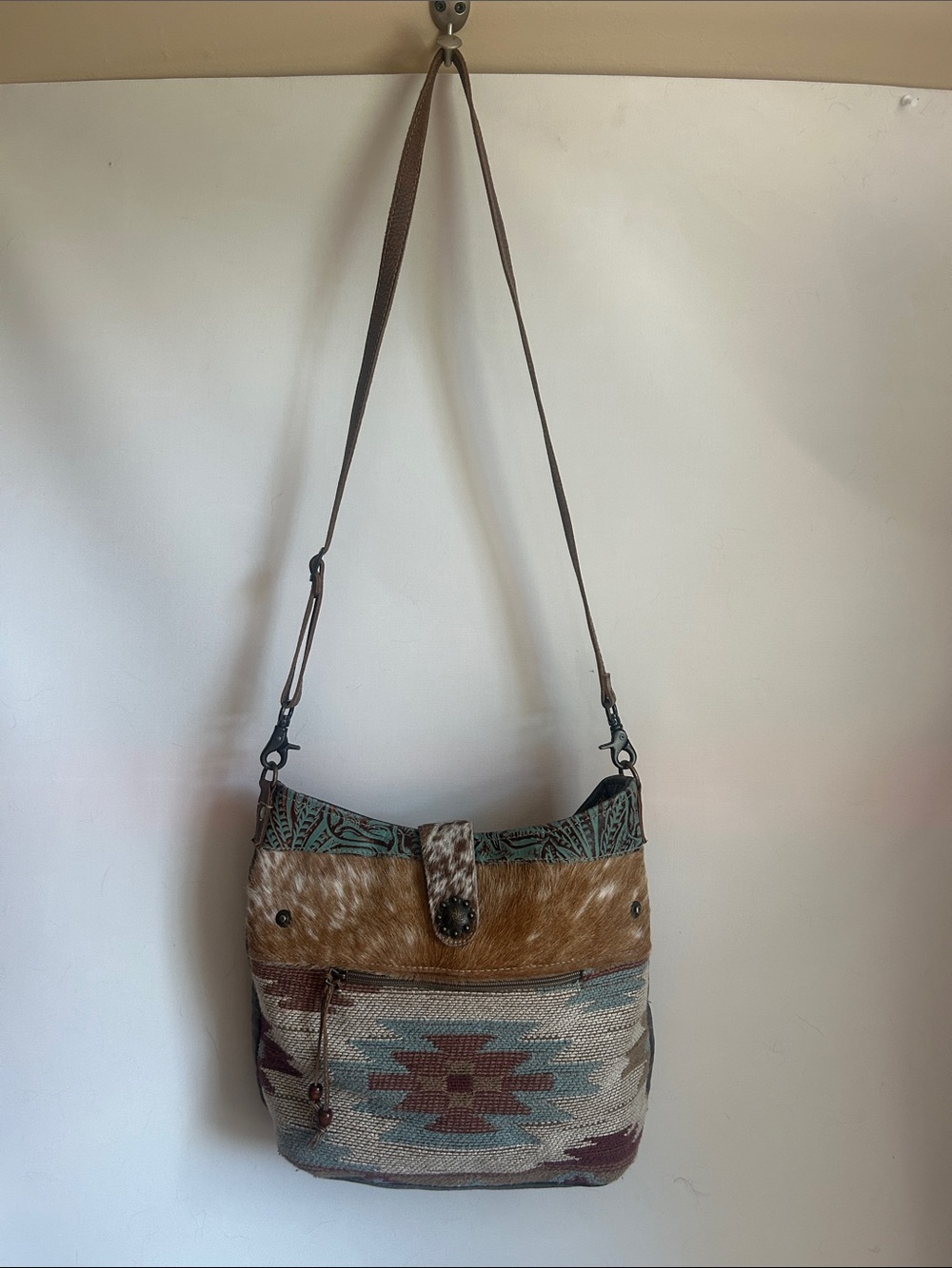 Myra mixed medium  Aztec Pattern Crossbody Shoulder Bag
